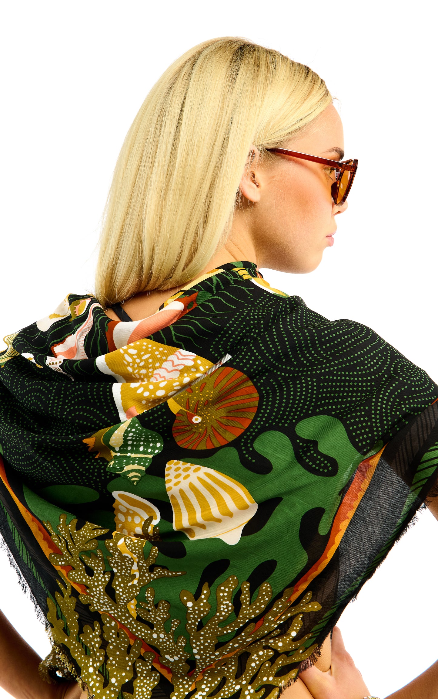 Coral large scarf Black